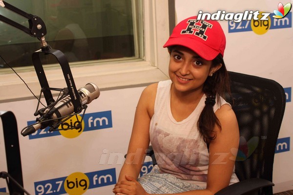 Monali Thakur at Big 92.7 FM