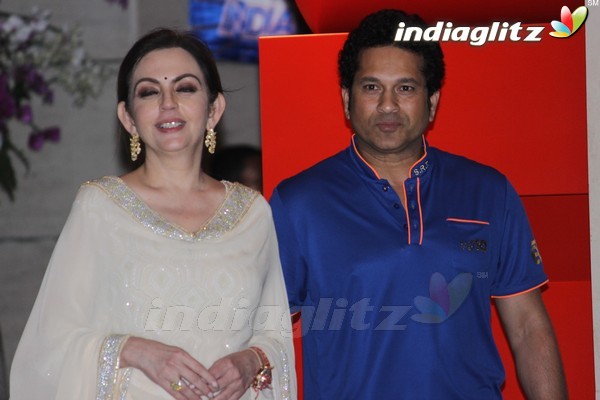 Neeta Ambani Hosted Grand Party of IPL Winning Team Mumbai Indians