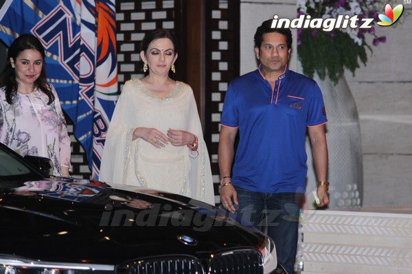 Neeta Ambani Hosted Grand Party of IPL Winning Team Mumbai Indians