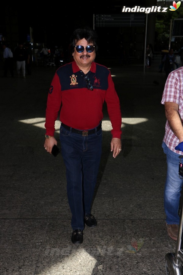 Pankaj Udhas Spotted at Airport