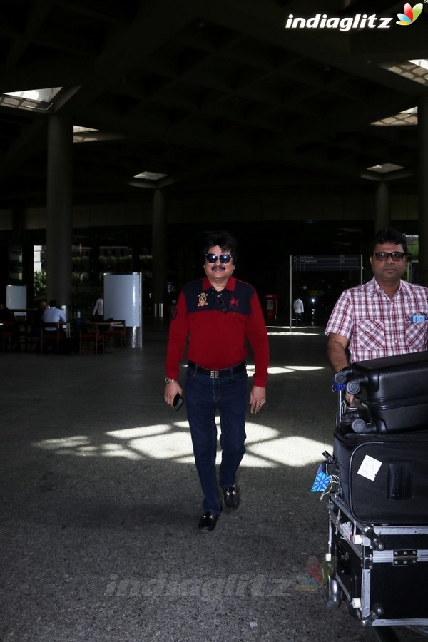 Pankaj Udhas Spotted at Airport