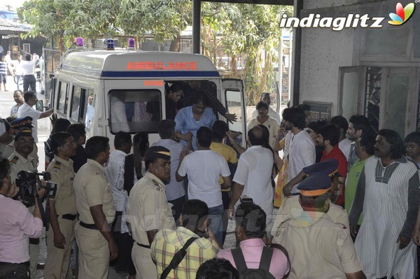 Pratyusha Banerjee's Funeral