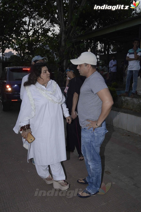 Pratyusha Banerjee's Funeral