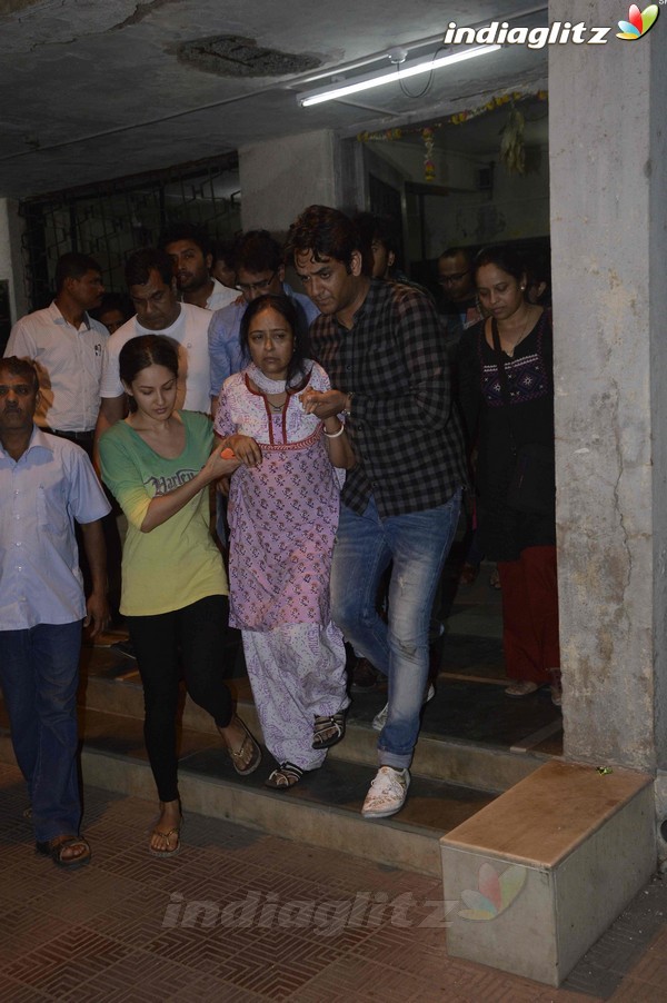 Pratyusha Banerjee's Funeral