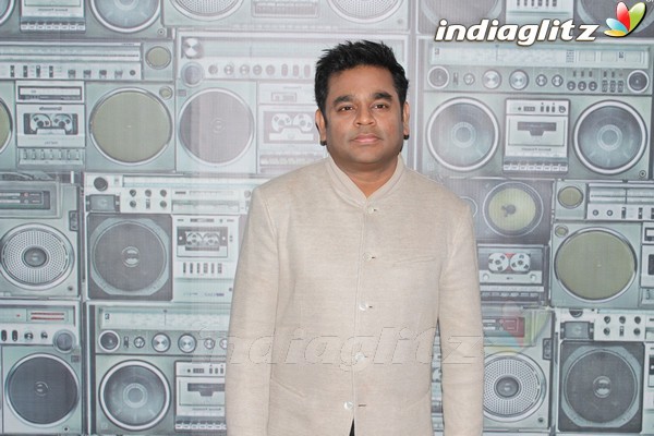 A R Rahman Celebrates Mom's Day With Sa Re Ga Ma Pa Li'l Champs