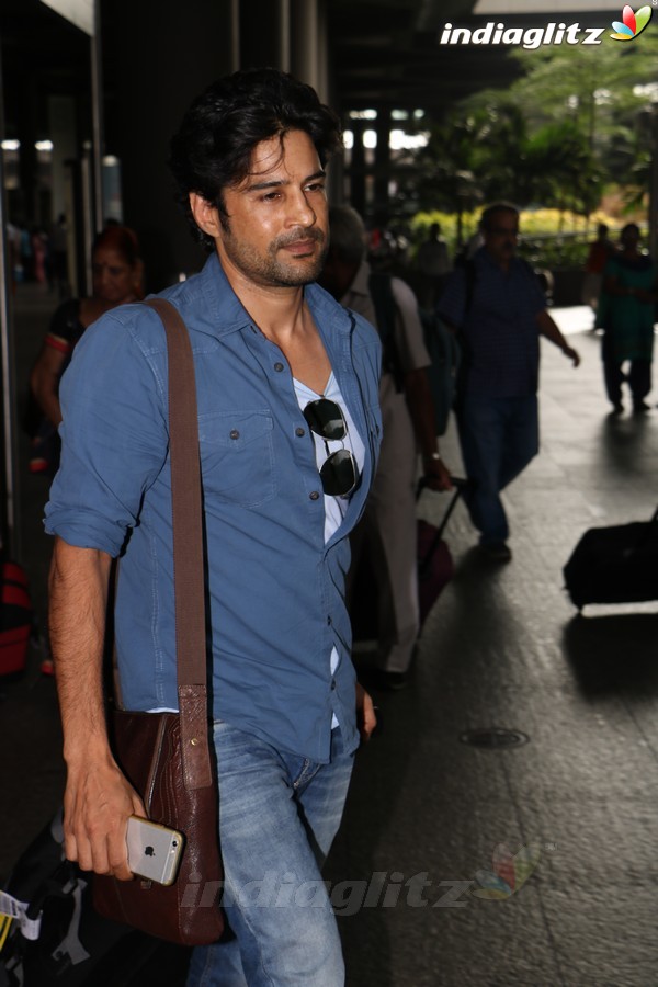 Rajeev Khandelwal Spotted at International Airport