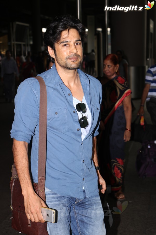 Rajeev Khandelwal Spotted at International Airport