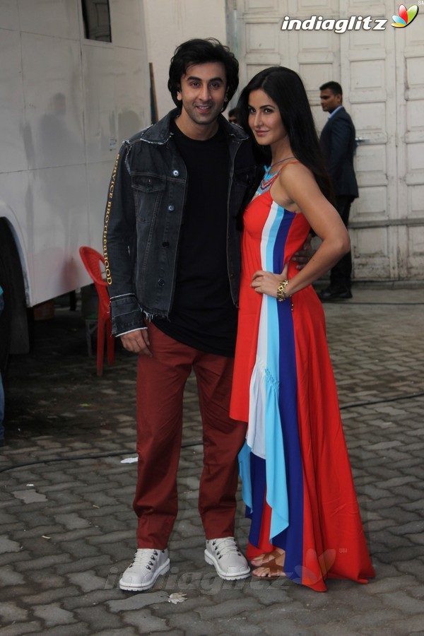 Katrina & Ranbir Spotted at Mehboob Studio