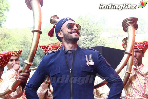 Ranveer Singh Unveils 'Bajirao Mastani' First Look Poster