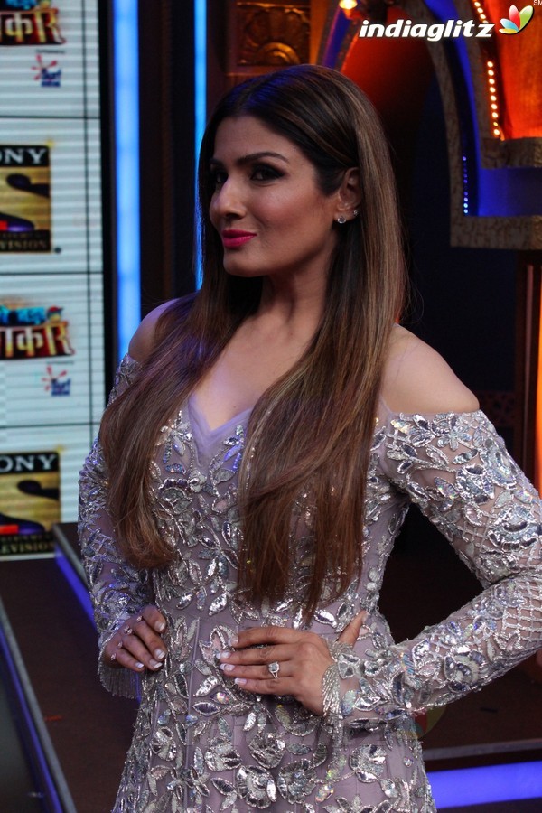 Raveena Tandon & Arshad Warsi at Launch of New Show 'Sabse Bada Kalakar'