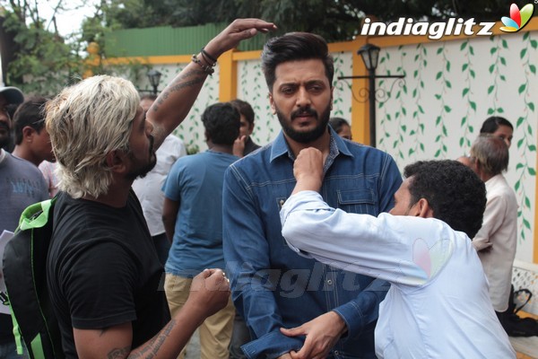 Riteish Deshmukh Promotes 'Bank Chor' On Set of Chidiya Ghar