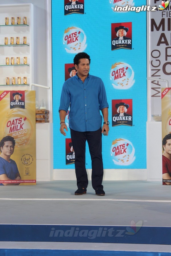 Sachin Tendulkar at Launch of Quaker Oats & Milk