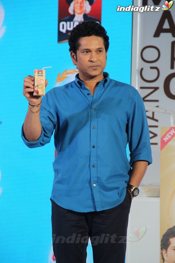 Sachin Tendulkar at Launch of Quaker Oats & Milk