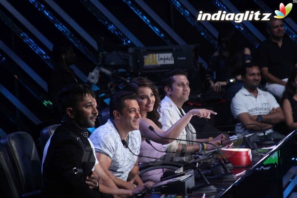 Salman, Sohail Promote 'Tubelight On Nach Baliye Season 8