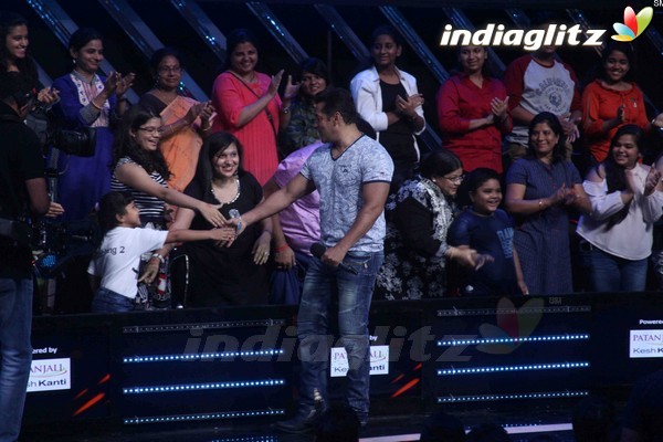 Salman, Sohail Promote 'Tubelight On Nach Baliye Season 8