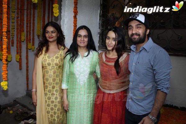 Shraddha Kapoor Celebrates Ganesh Chaturthi With Family at Home