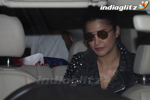 Shruti Haasan Spotted at Airport