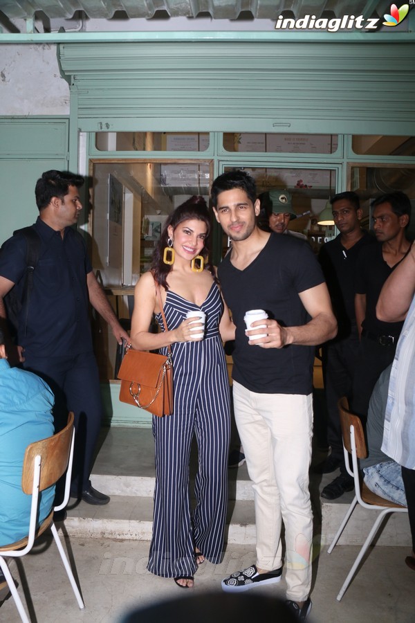 Jacqueline Fernandez & Sidharth Malhotra Spotted at Kitchen Garden