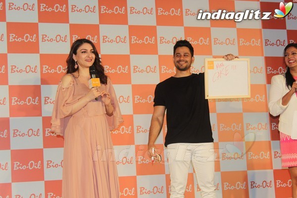 Kunal Khemu & Soha Ali Khan Share The Secret of Pregnanthood On Mothers Day Special