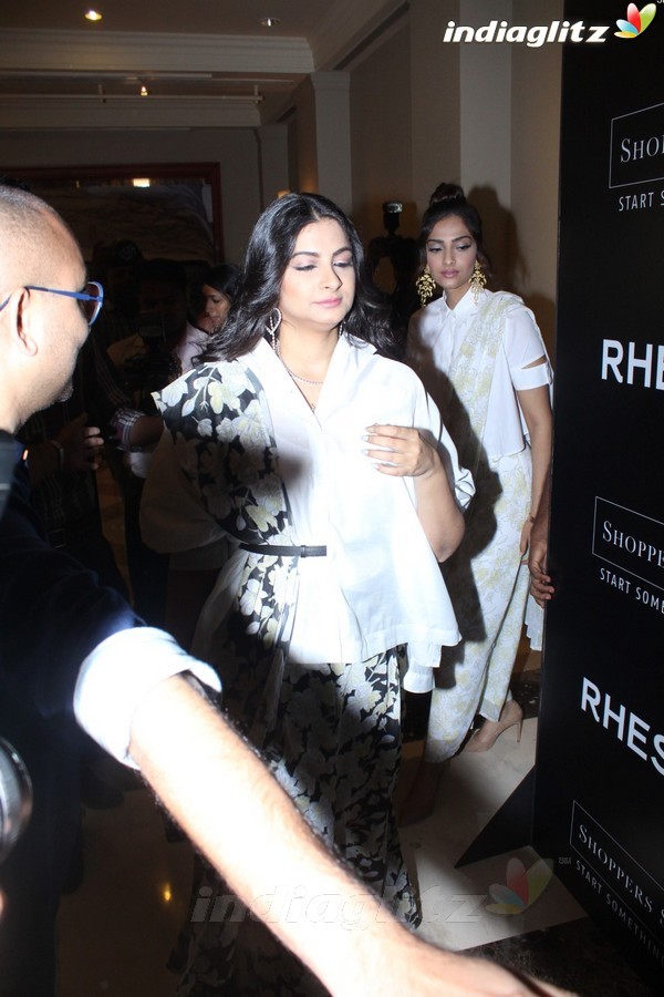 Sonam Kapoor & Rhea Kapoor at Press Showcase of High Street Brand Rheson