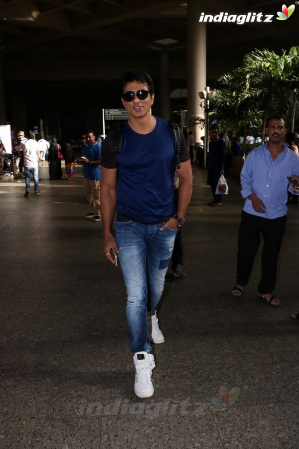 Sonu Sood Spotted at Airport