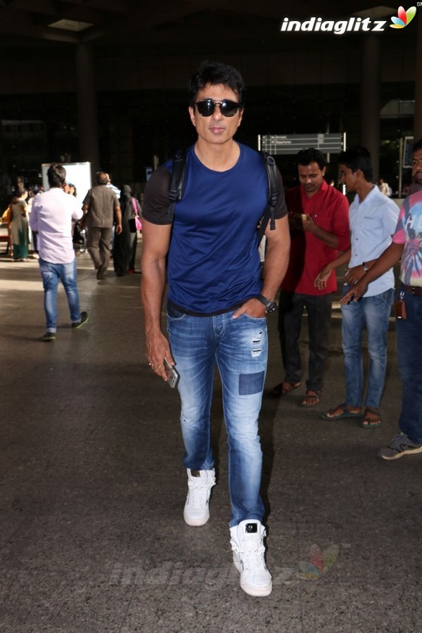 Sonu Sood Spotted at Airport