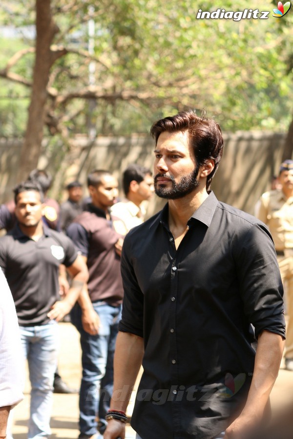 Funeral Ceremony of Suniel Shetty's Father Veerappa Shetty