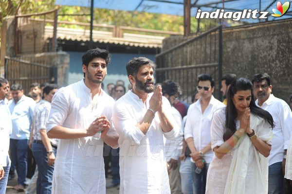 Funeral Ceremony of Suniel Shetty's Father Veerappa Shetty