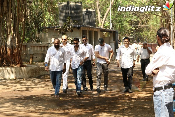 Funeral Ceremony of Suniel Shetty's Father Veerappa Shetty