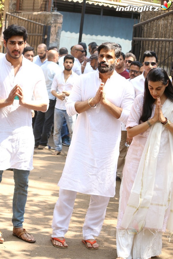 Funeral Ceremony of Suniel Shetty's Father Veerappa Shetty