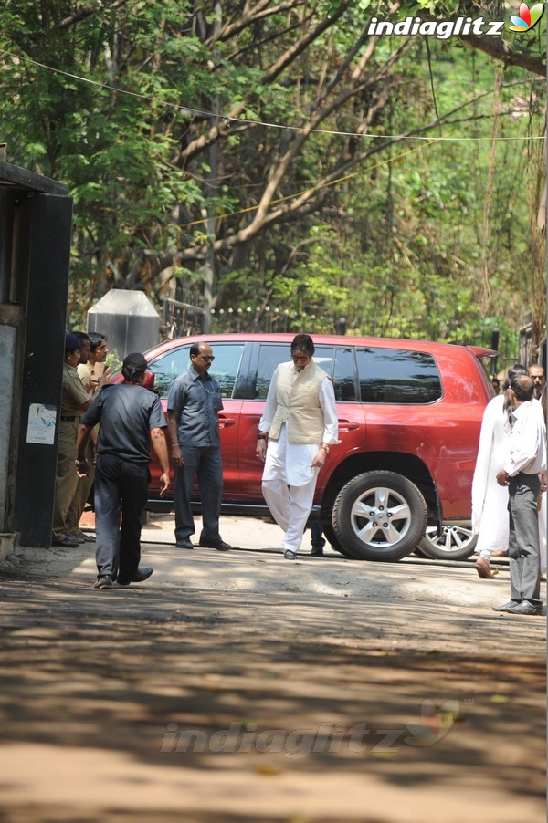 Funeral Ceremony of Suniel Shetty's Father Veerappa Shetty