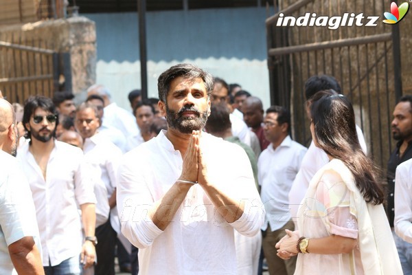 Funeral Ceremony of Suniel Shetty's Father Veerappa Shetty