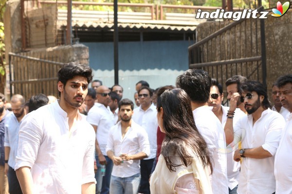 Funeral Ceremony of Suniel Shetty's Father Veerappa Shetty