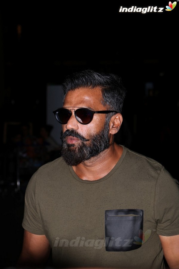 Suniel Shetty Spotted at Airport