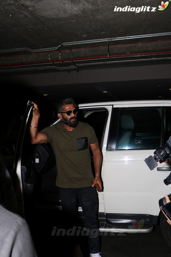 Suniel Shetty Spotted at Airport