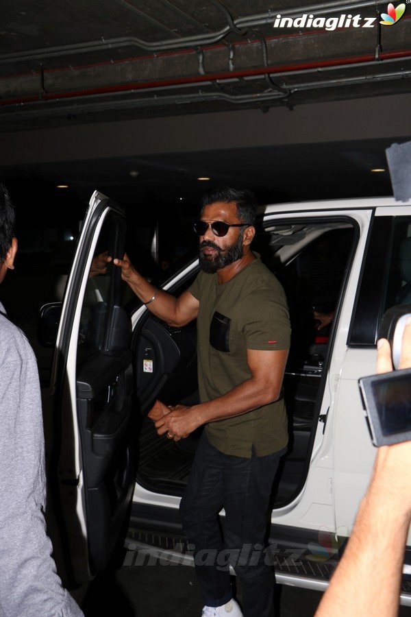 Suniel Shetty Spotted at Airport