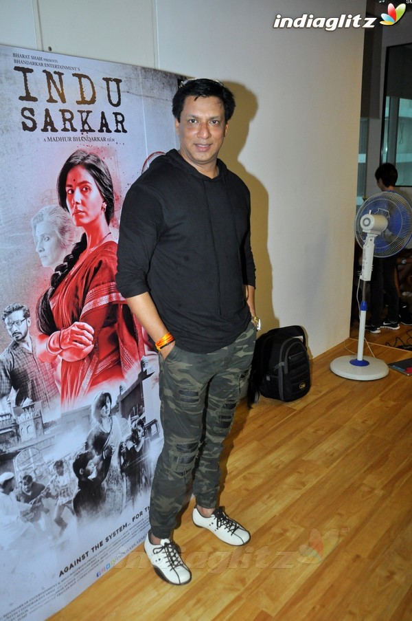 Kirti Kulhari & Madhur Bhandarkar at Launch of Popular Qawali 'Chadhta Sooraj' Film 'Indu Sarkar'