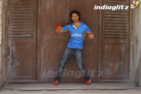 Tiger Shroff at 'Munna Michael' Ad Shoot