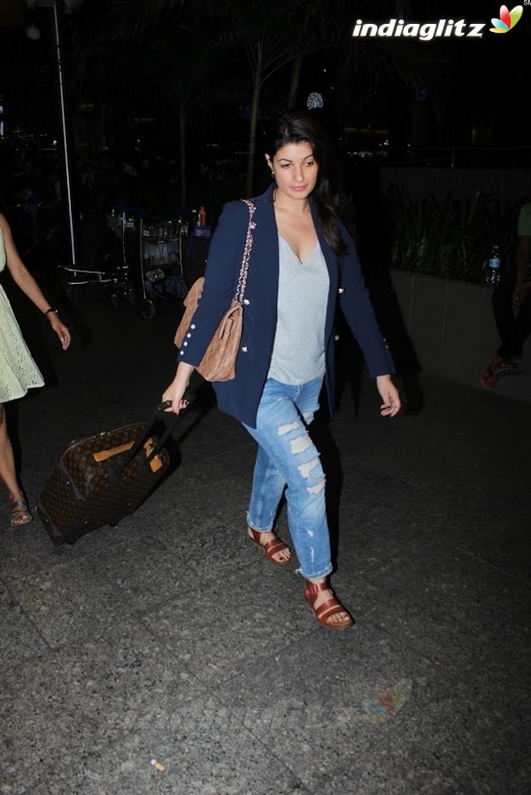 Twinkle Khanna Spotted at International Airport