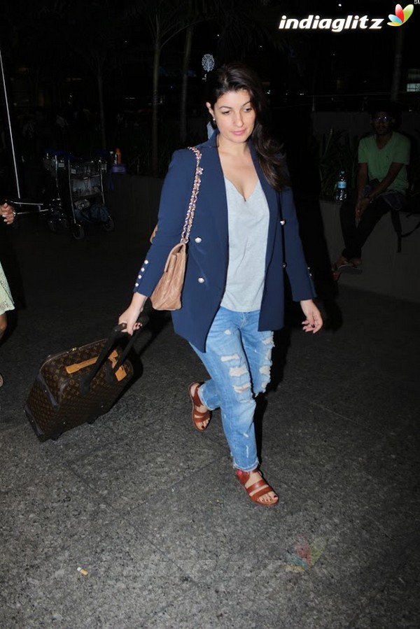 Twinkle Khanna Spotted at International Airport