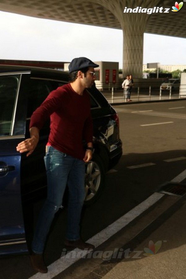 Varun Dhawan With His Girlfriend Spotted at Airport