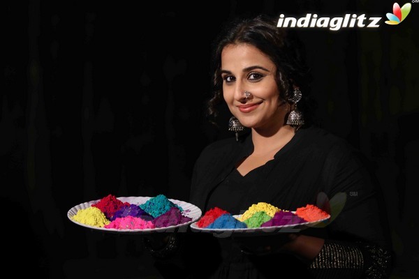 Vidya Balan Promotes 'Begum Jaan' With Holi Celebration