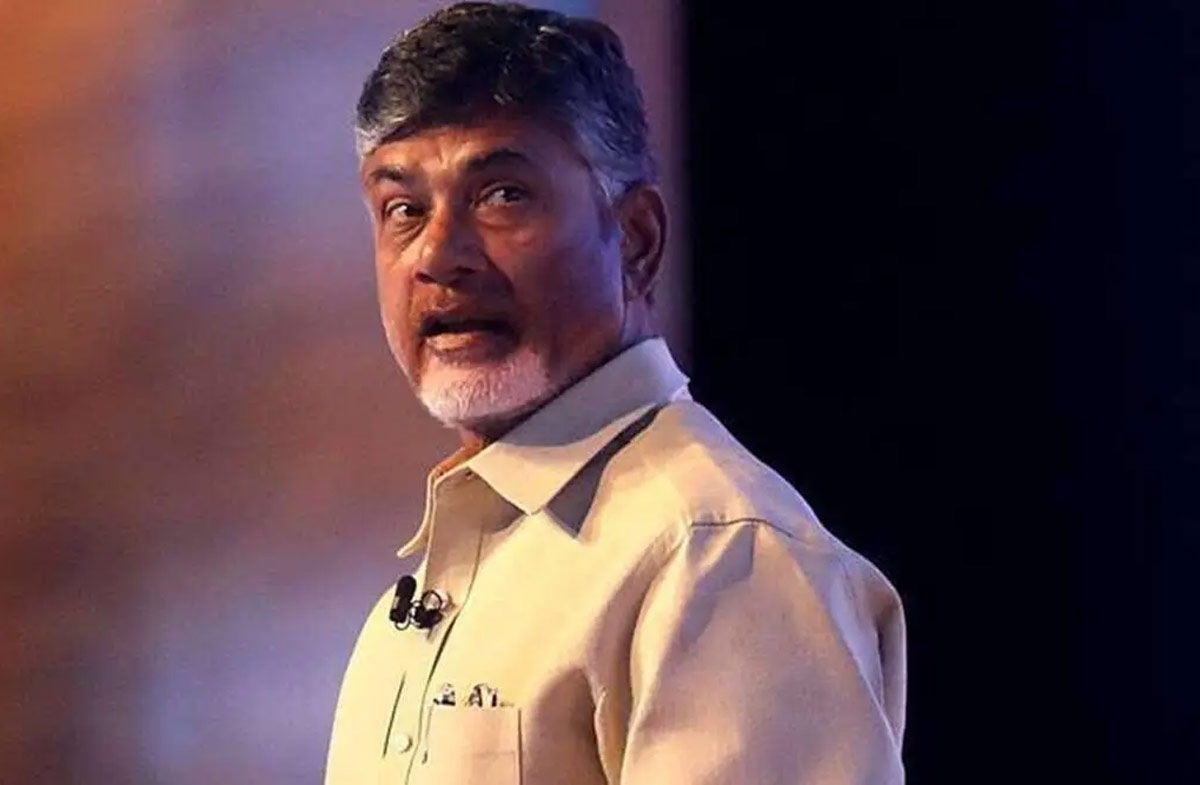 Chandrababu: అలవికాని హామీలు ఎందుకు.. మాటిస్తే ఎన్టీఆర్‌లా నిలబడాలి.. చంద్రబాబుకు ప్రశ్నల వర్షం..