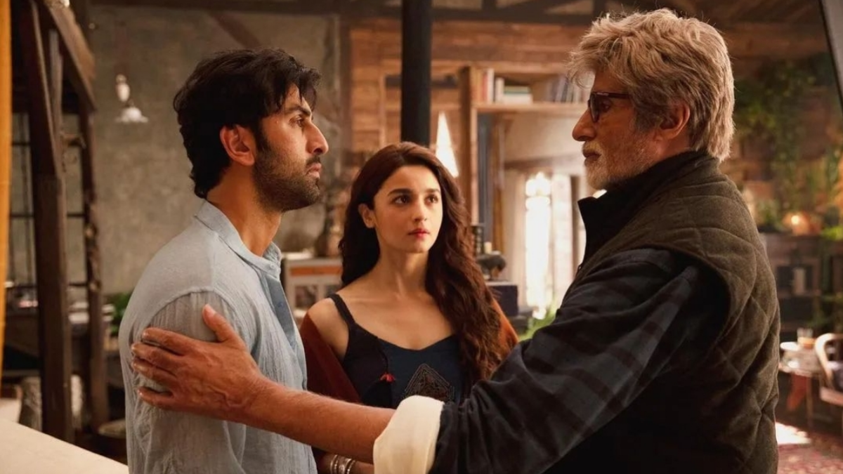 Ayan Mukerji clarifies this controversial scene from Brahmastra trailer 