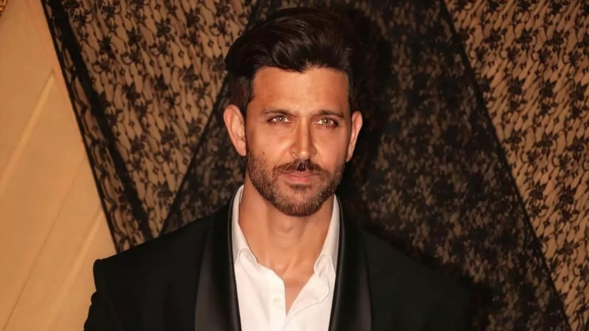 Hrithik Roshan shares a heartfelt message for his fans