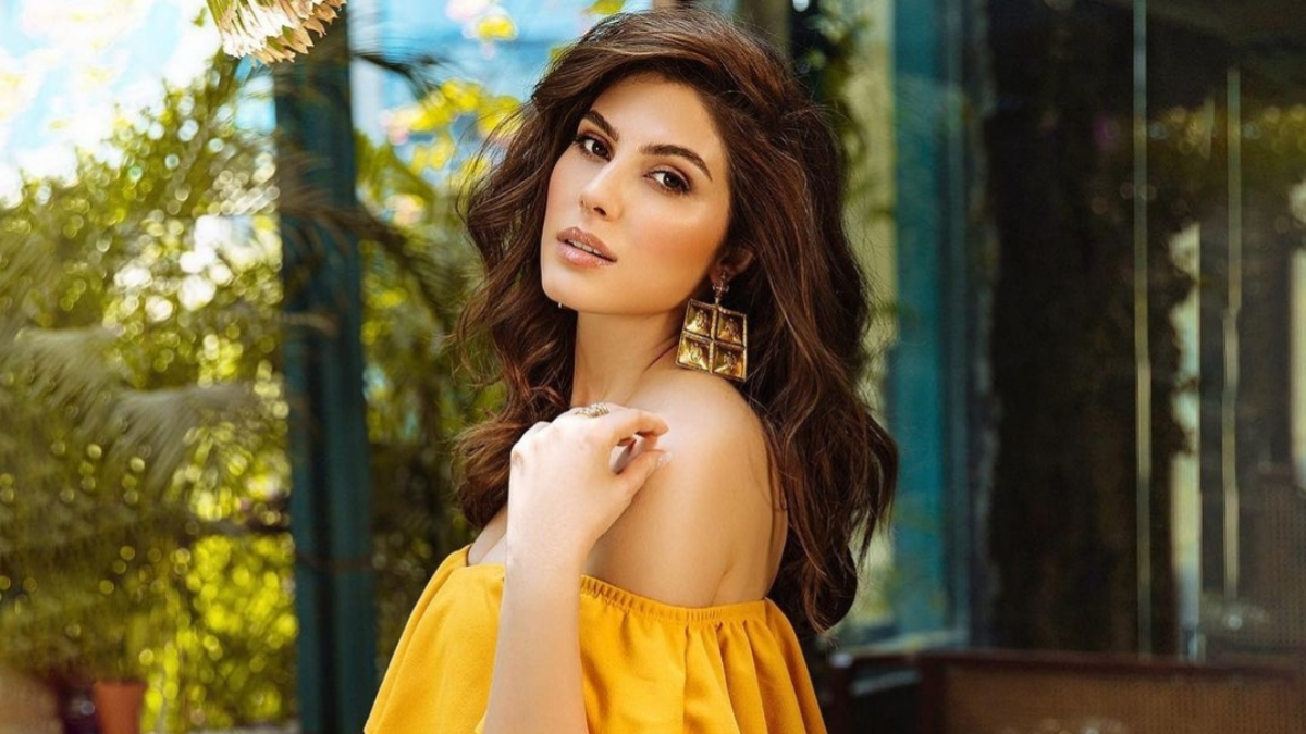 Elnaaz Norouzi shares her casting couch experience before Sacred Games 