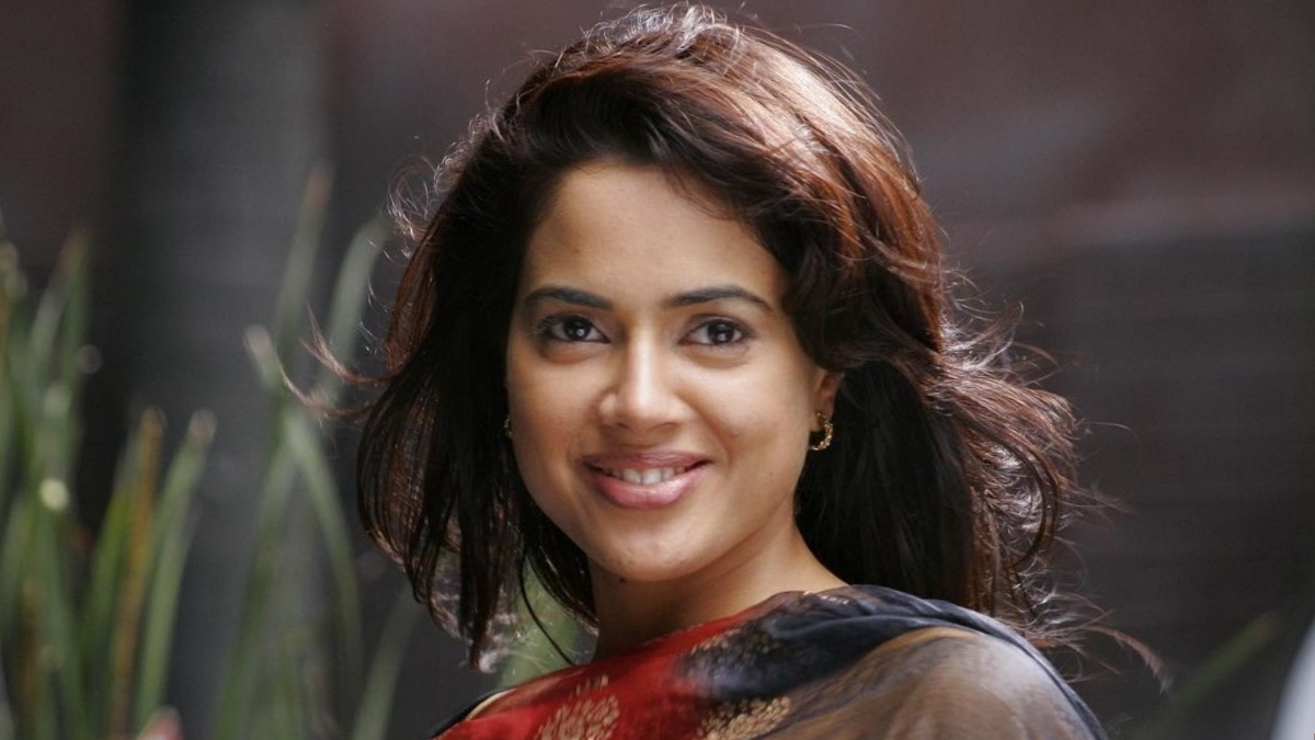 Sameera Reddy recalls being asked to get a b*ob job 