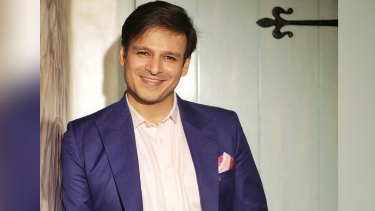 Bollywood is like an exclusive club. - Vivek Oberoi 