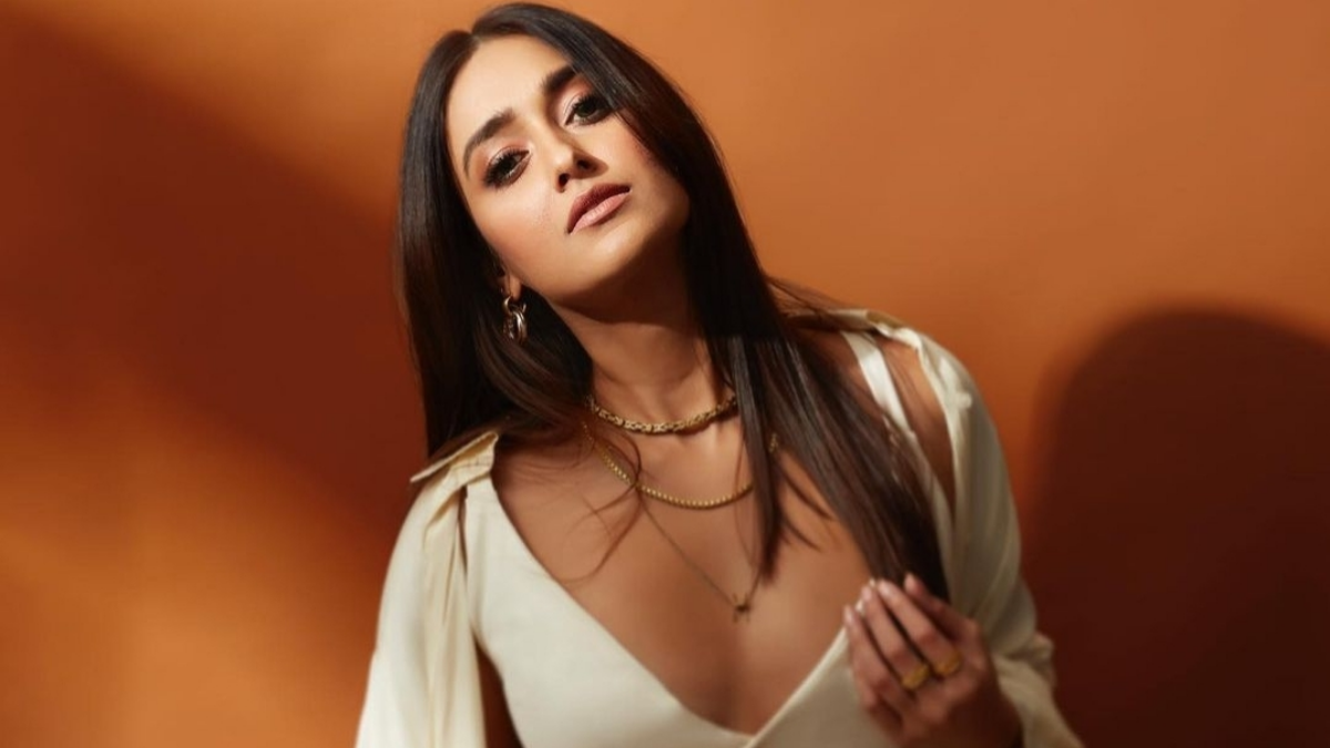 Ileana DCruz talks about body positivity with an unedited photo