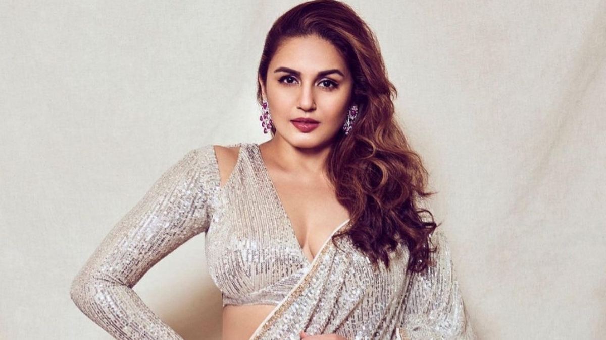 If anyone is saying that I do not lie, that is the biggest lie in itself. - Huma Qureshi